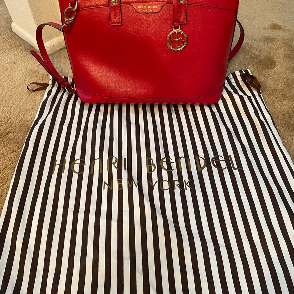 Hendri Bendel Shoulder Bag